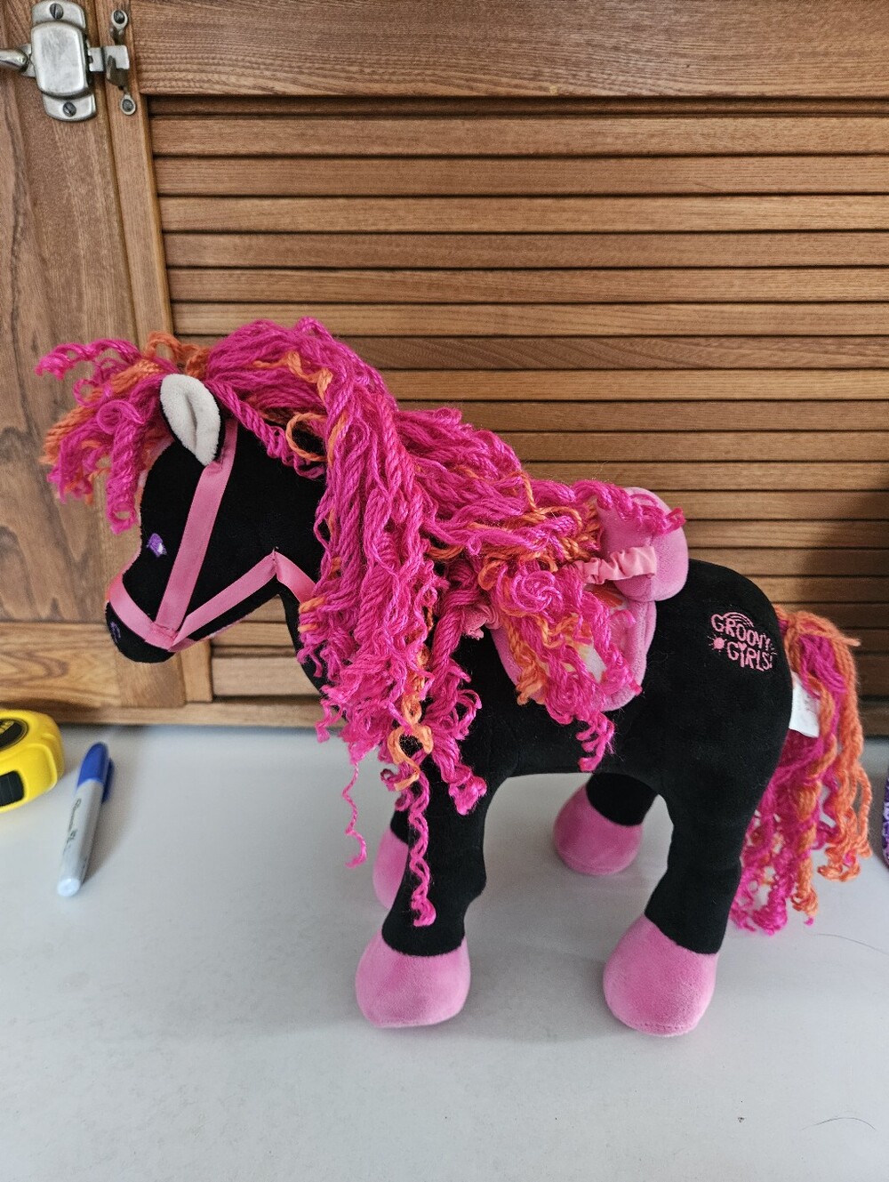Groovy Girls Plush Horse "Shadow"